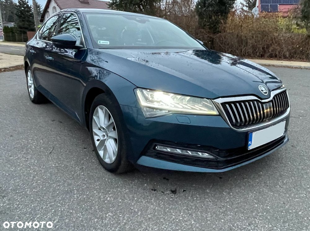 Skoda Superb 2.0 TDI SCR Ambition DSG - 35