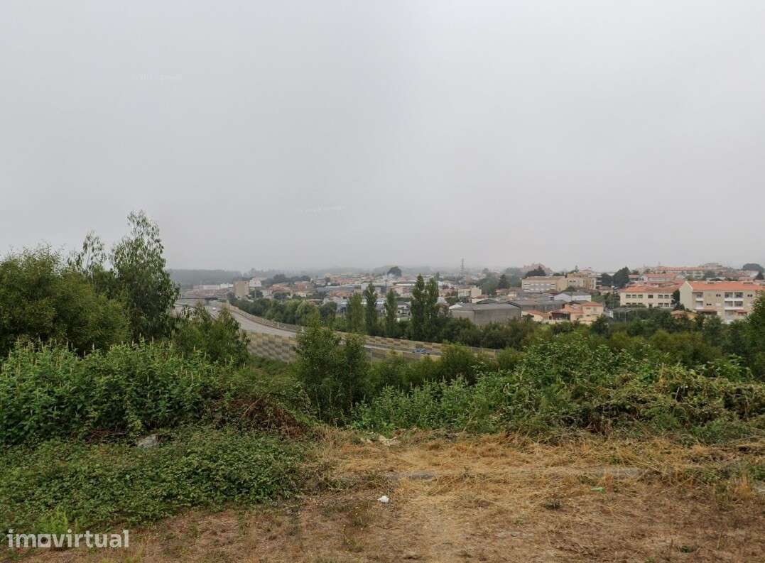 Lote terreno para construção em Sta. Maria de Lamas VFR - Grande imagem: 2/5