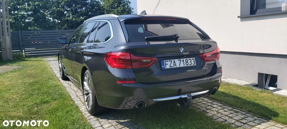 BMW Seria 5 520d Luxury Line - 10