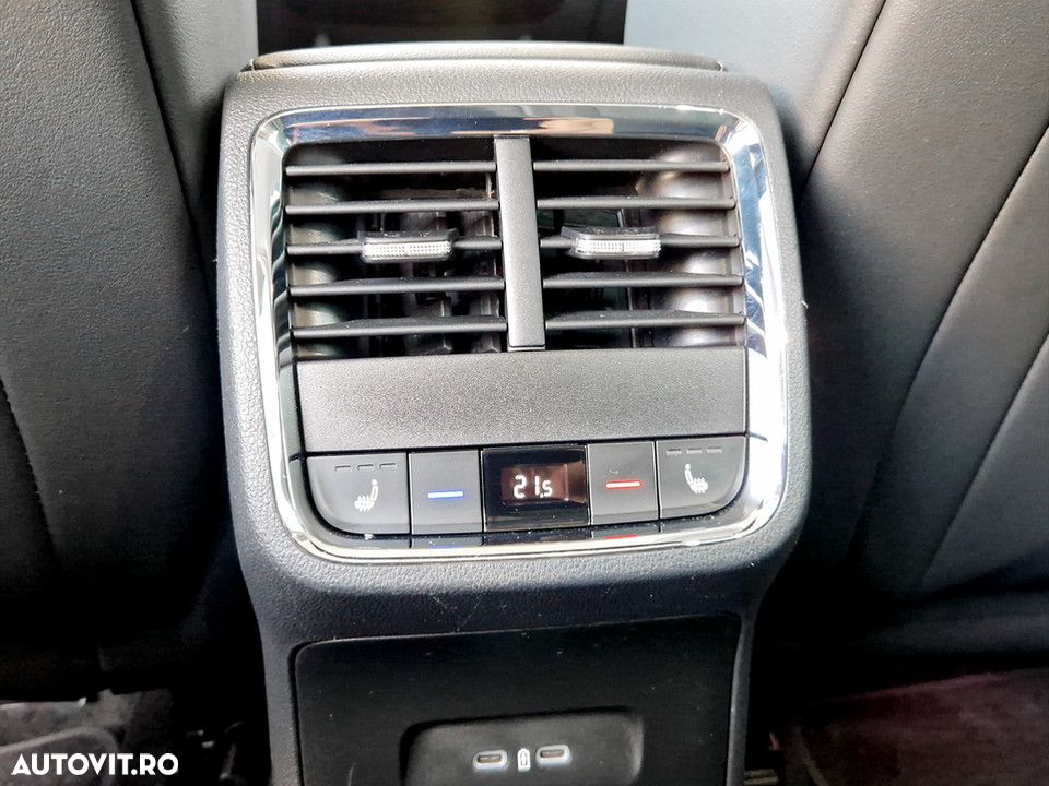 Skoda Octavia 2.0 TDI DSG Style - 25