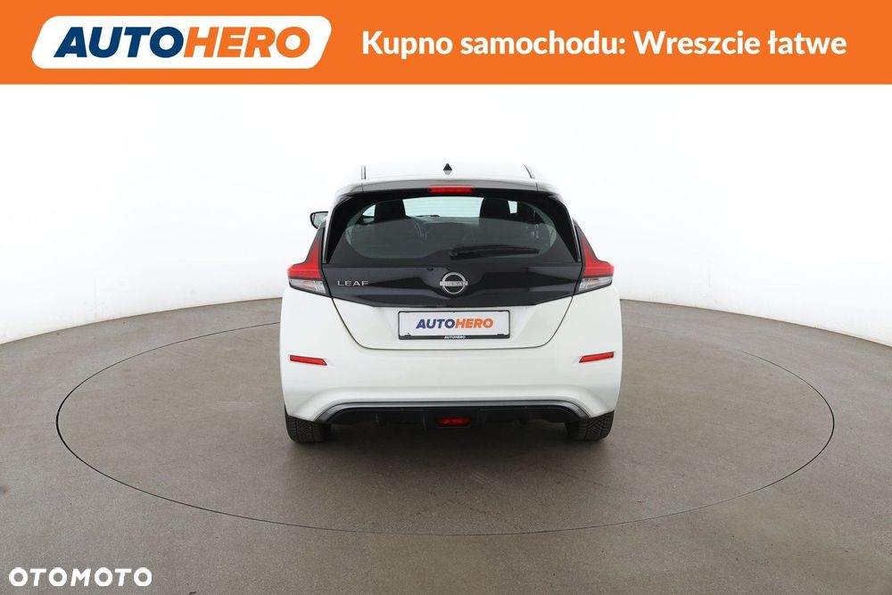 Nissan Leaf - 5