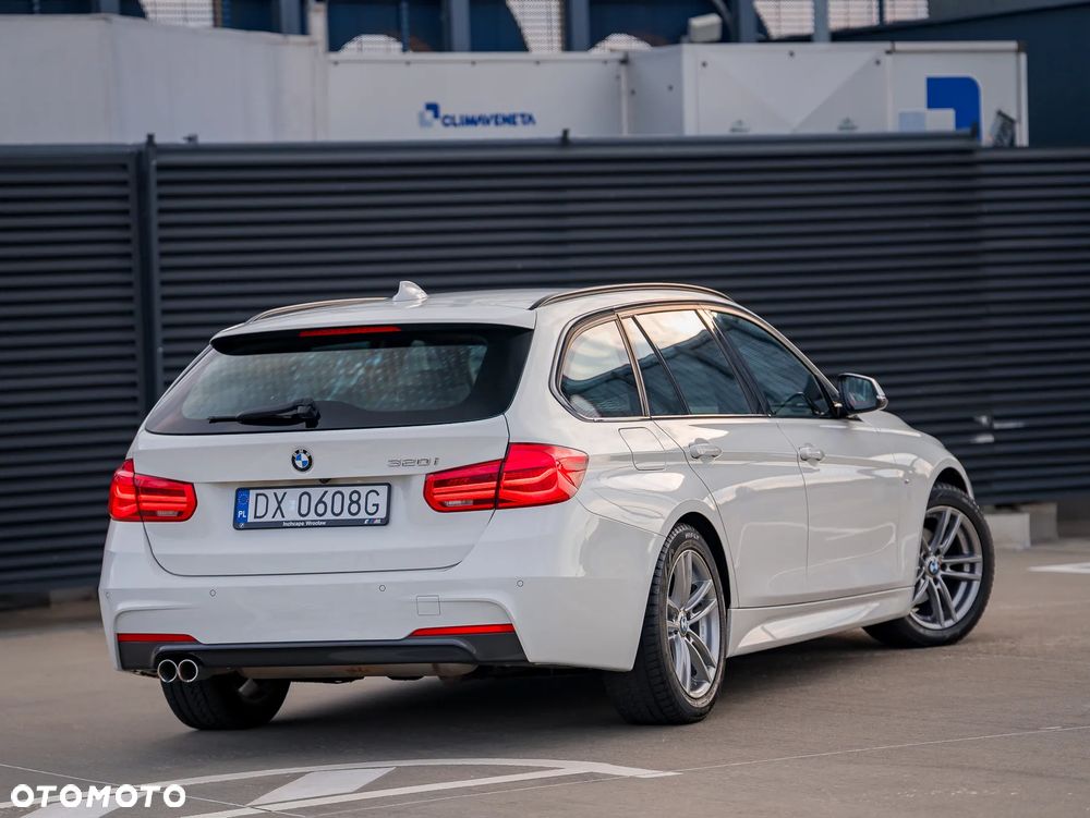 BMW Seria 3 320i GPF M Sport - 14