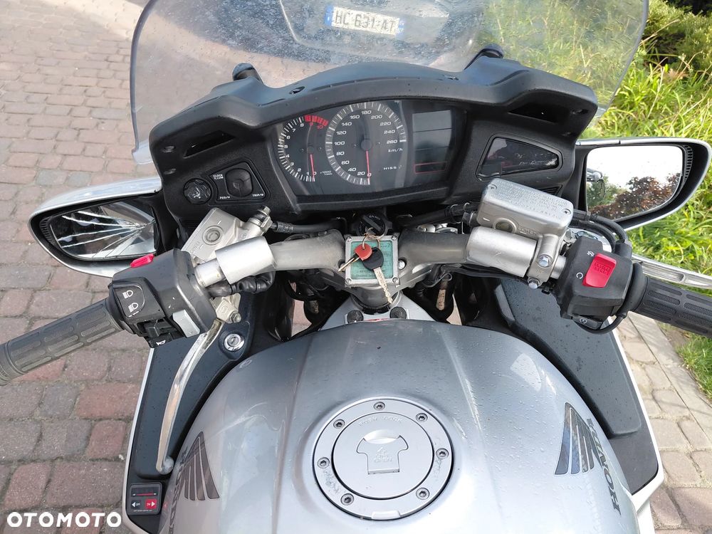 Honda ST - 18