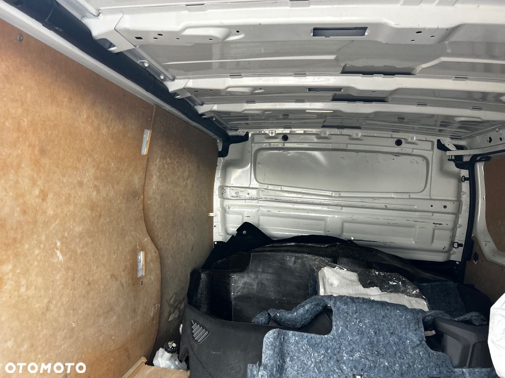 Renault TRAFIC - 22