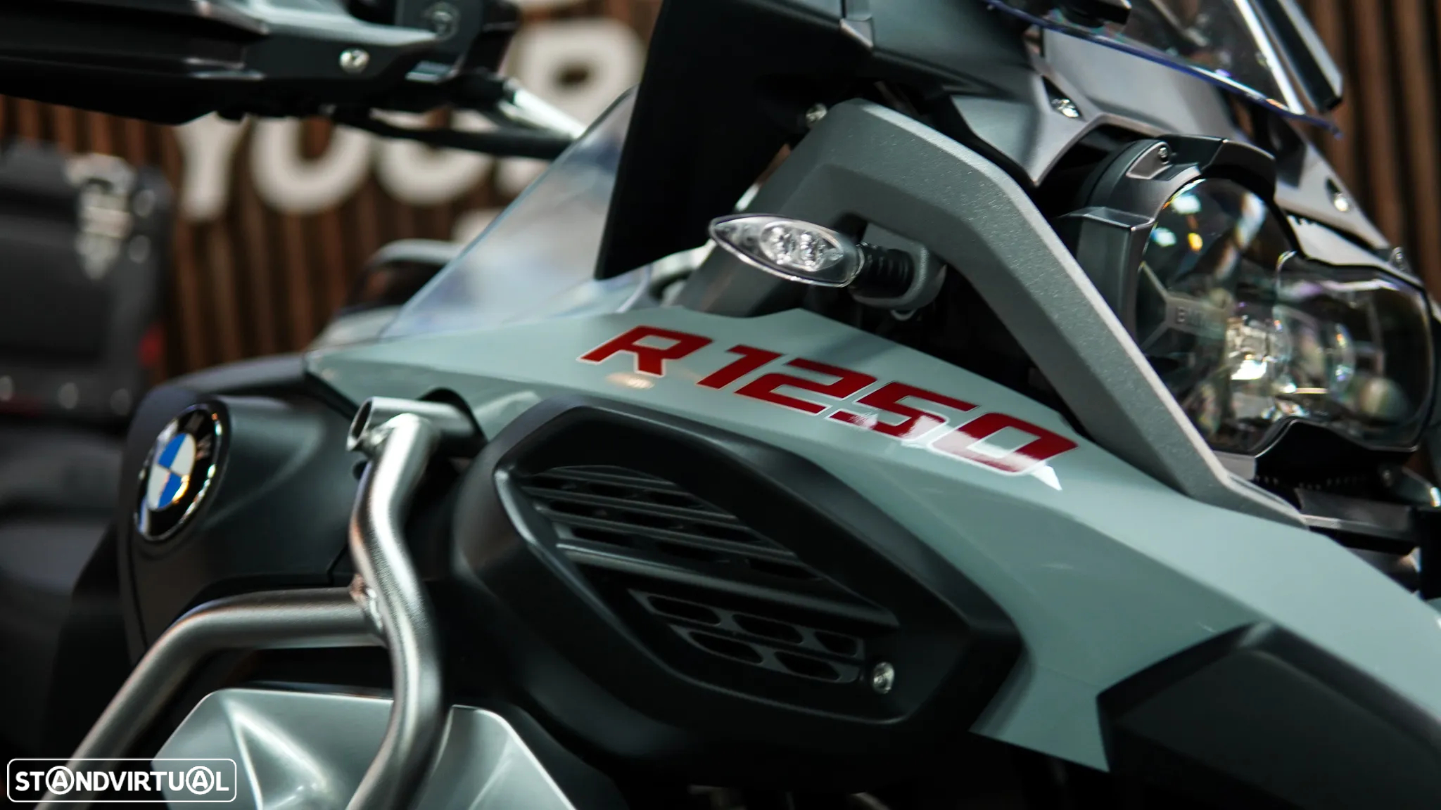 BMW R 1250 GS Adventure C/ AKRAPOVIC COMPLETO - 46