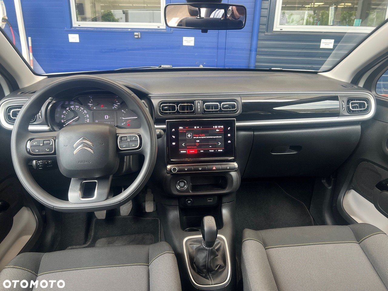 Citroën C3 1.2 PureTech Shine - 8