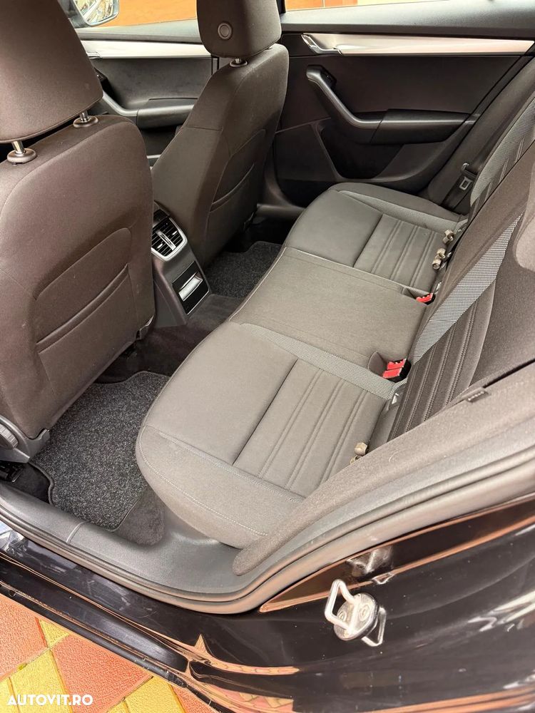 Skoda Octavia - 14