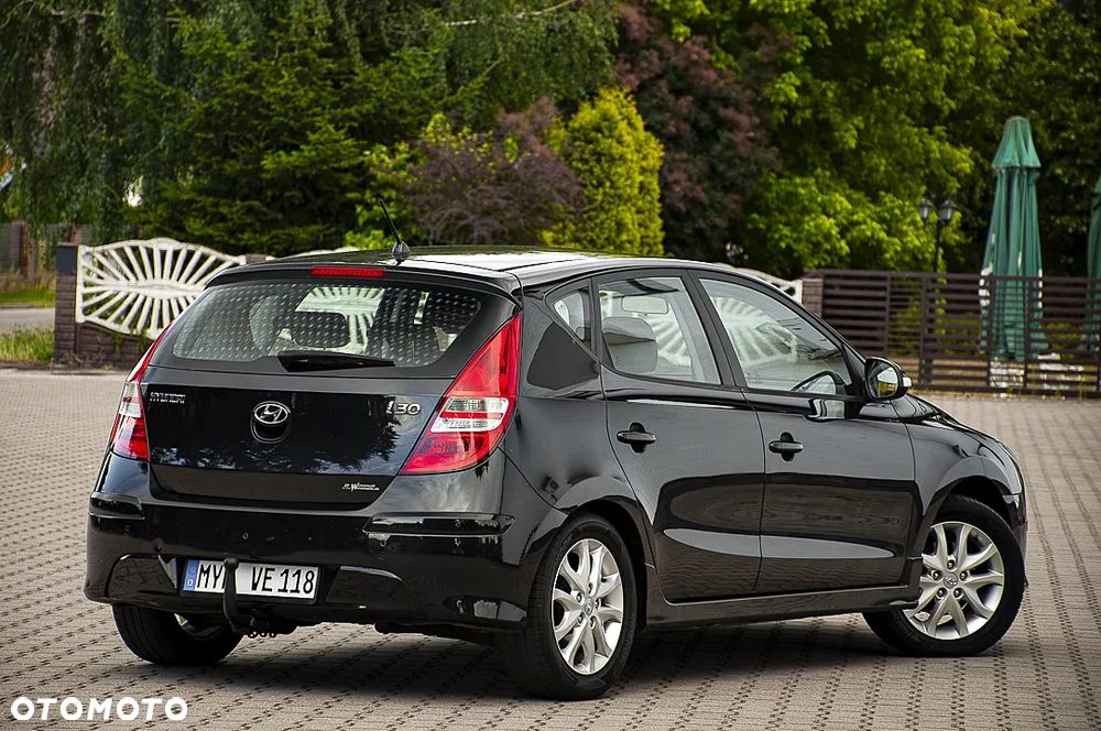 Hyundai i30 1.6 blue Style - 18