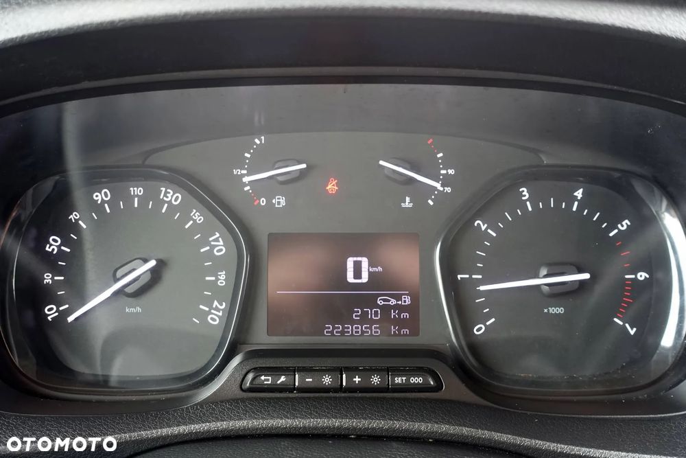 Toyota Proace - 16