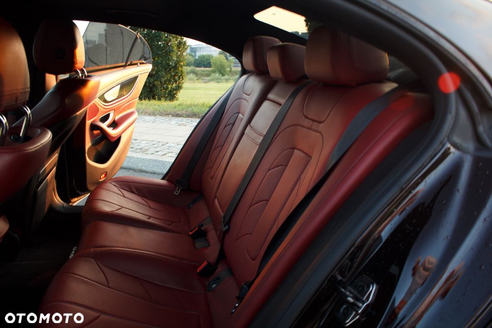 Mercedes-Benz CLS - 25