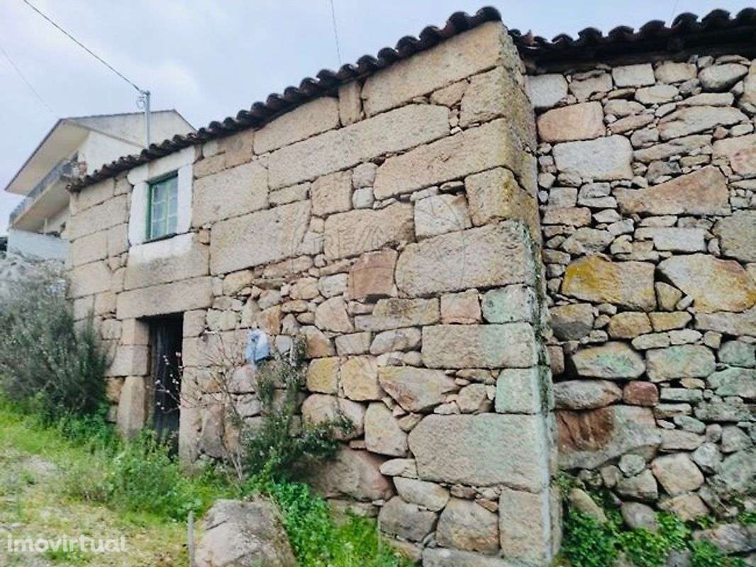 Moradia T2 para venda - Grande imagem: 3/9