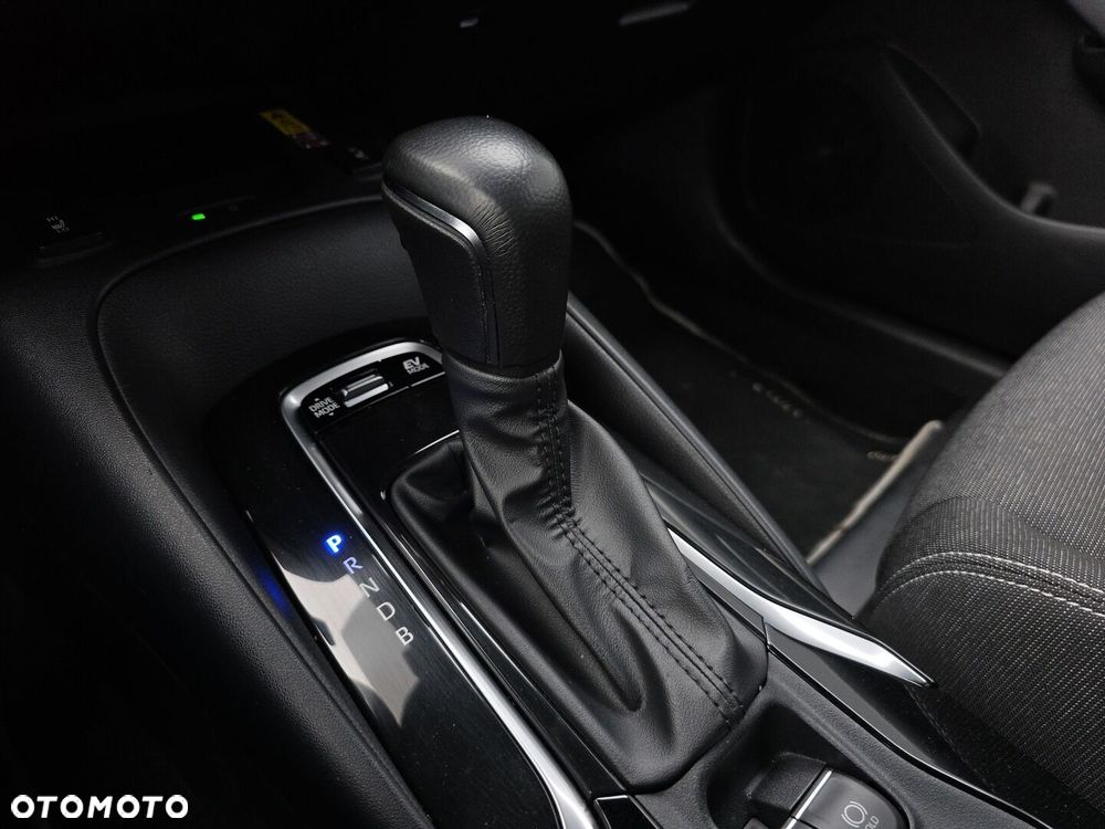 Toyota Corolla 1.8 Hybrid Comfort - 25