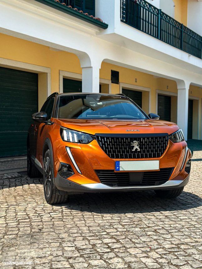 Peugeot 2008 1.2 PureTech GT Line - 1