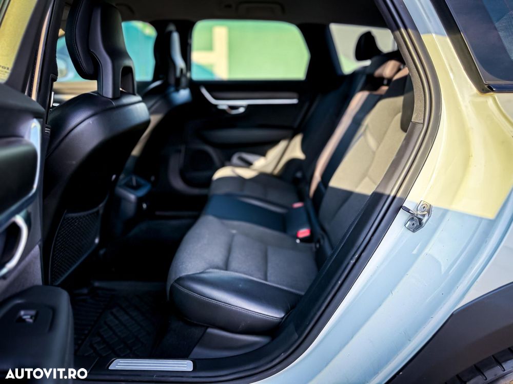 Volvo V90 D4 AWD Inscription - 10