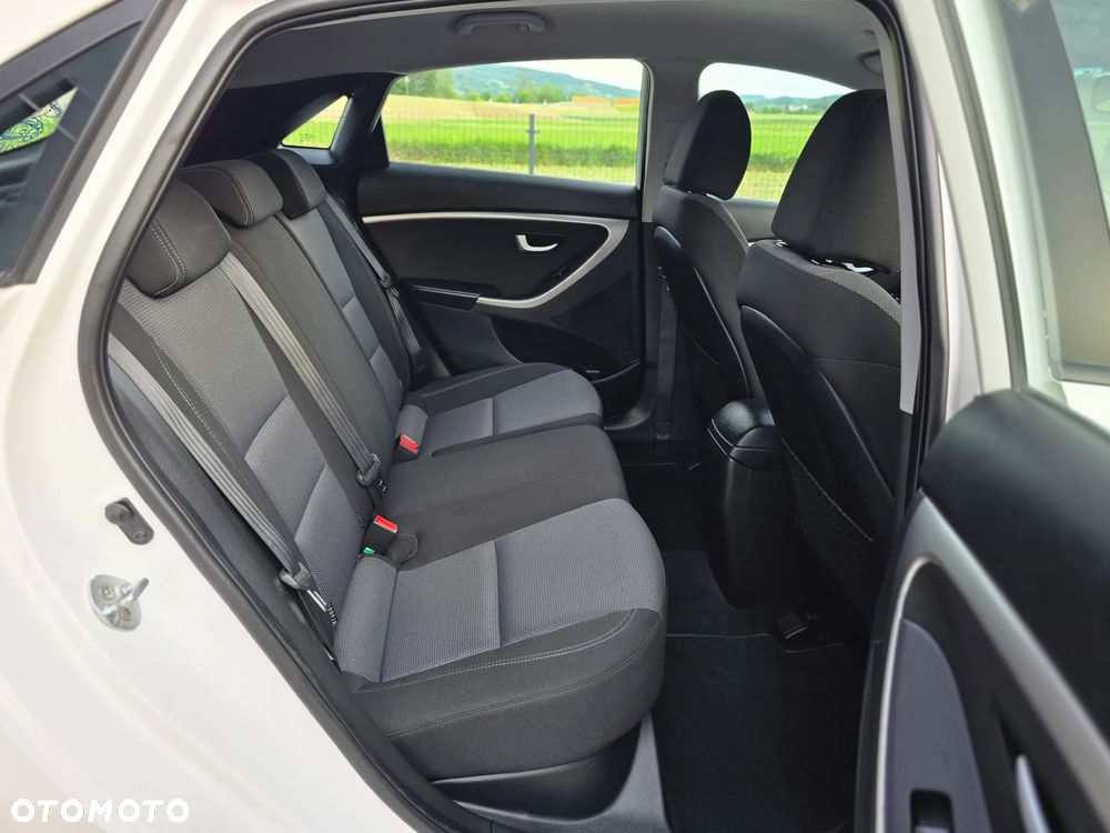 Hyundai i30 1.4 Fifa World Cup Edition - 21