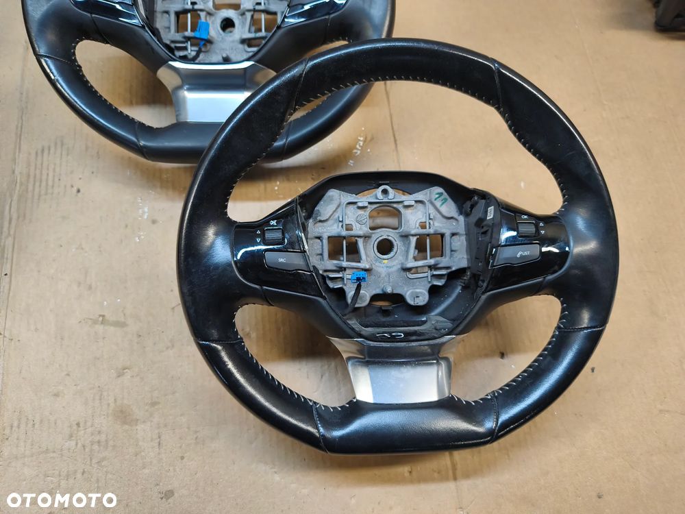 KIEROWNICA MULTIFUNKCYJNA PEUGEOT 308 II T9 - 5