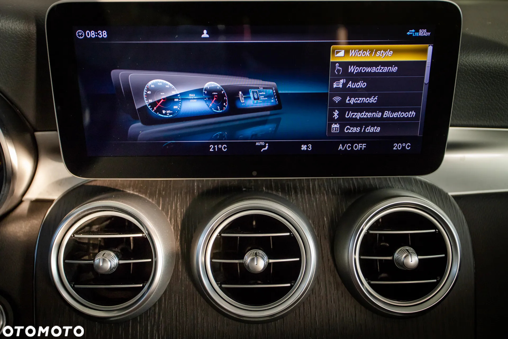 Mercedes-Benz Klasa C 300 4MATIC 9G-TRONIC - 29