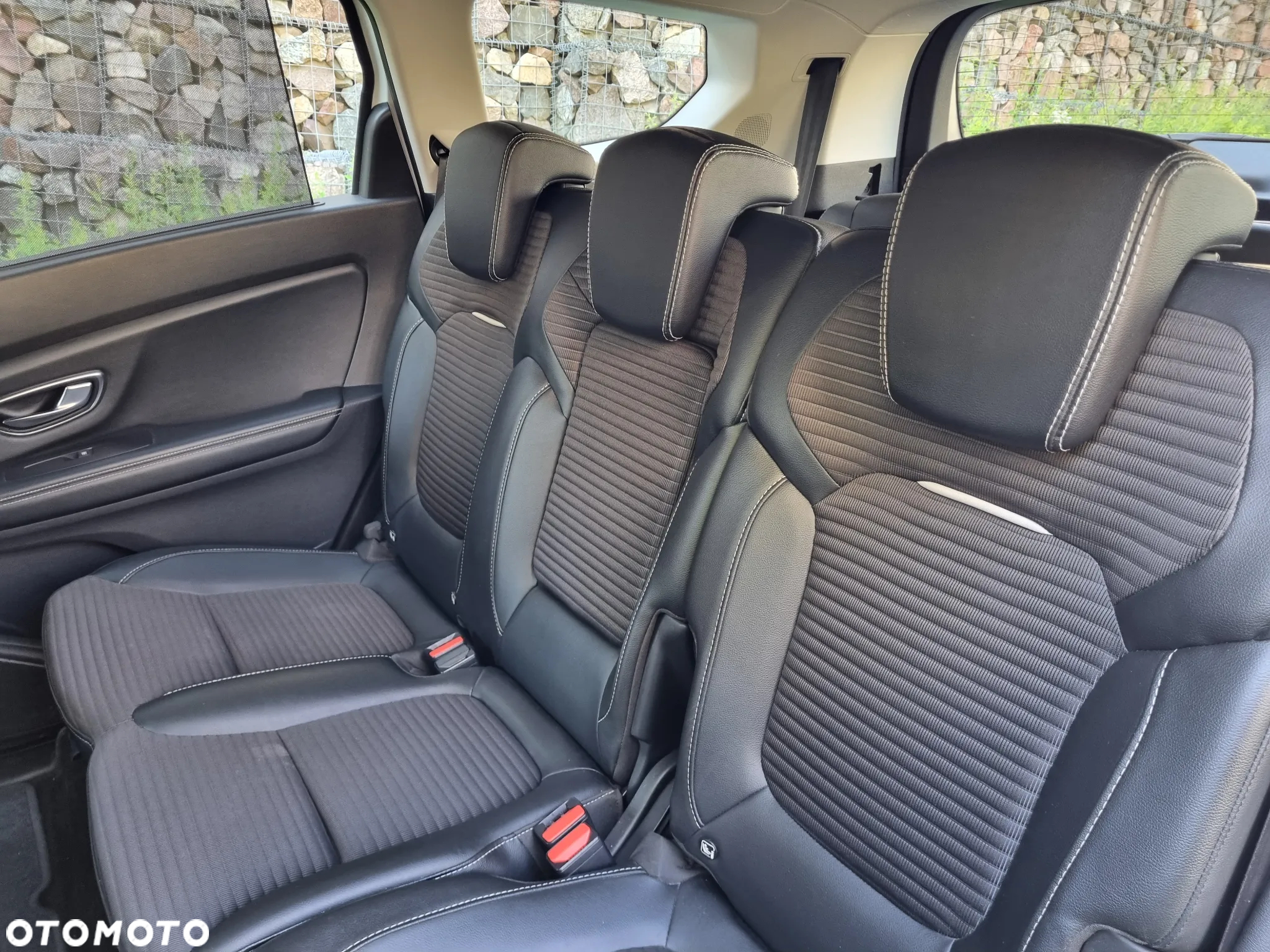 Renault Grand Scenic - 9