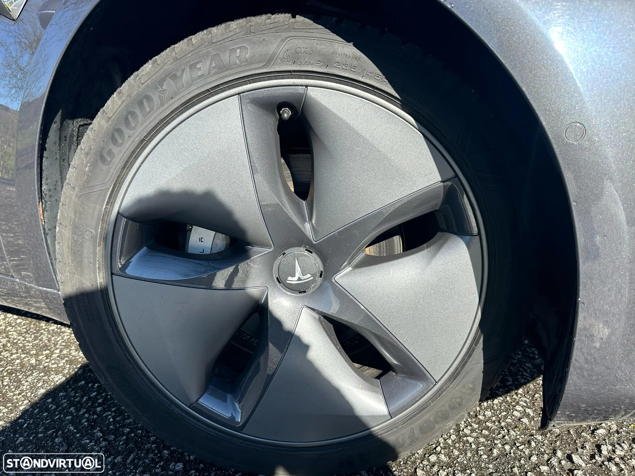 Tesla Model 3 Long-Range Dual Motor AWD - 3