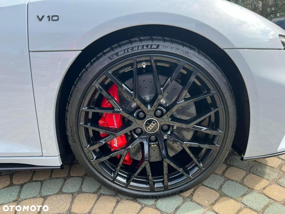Audi R8 Coupé - 11