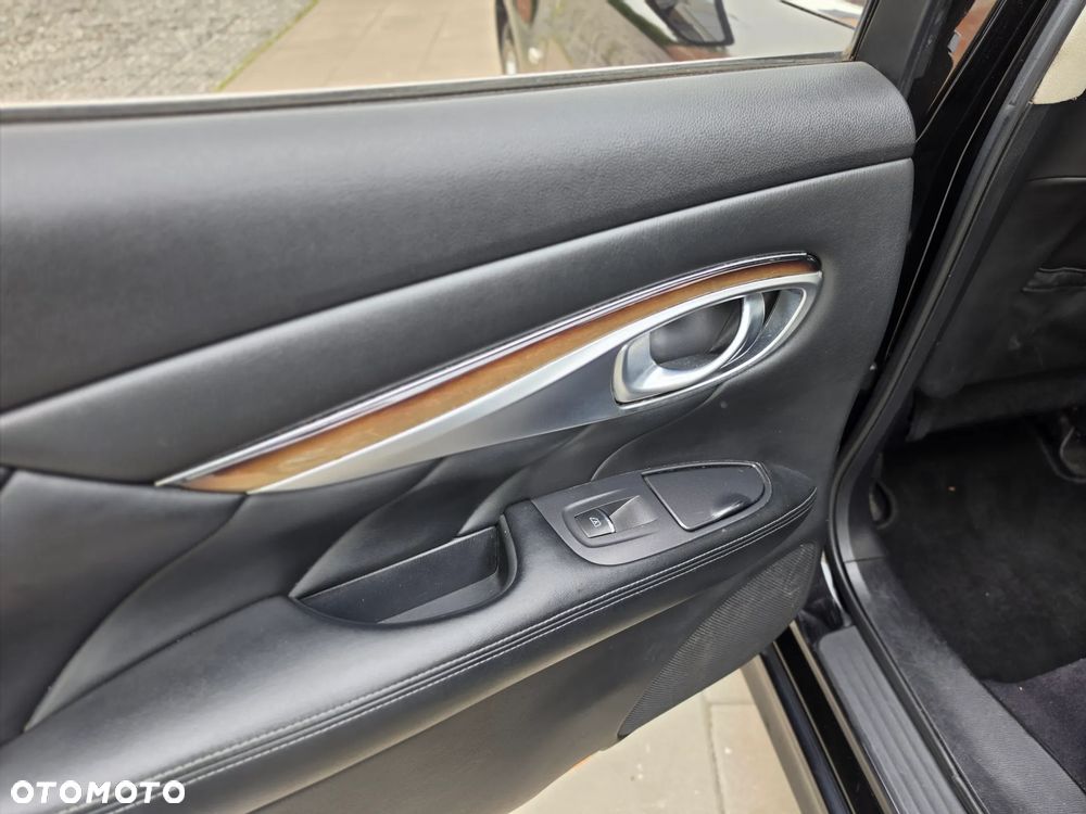 Infiniti M M30d S Premium - 31