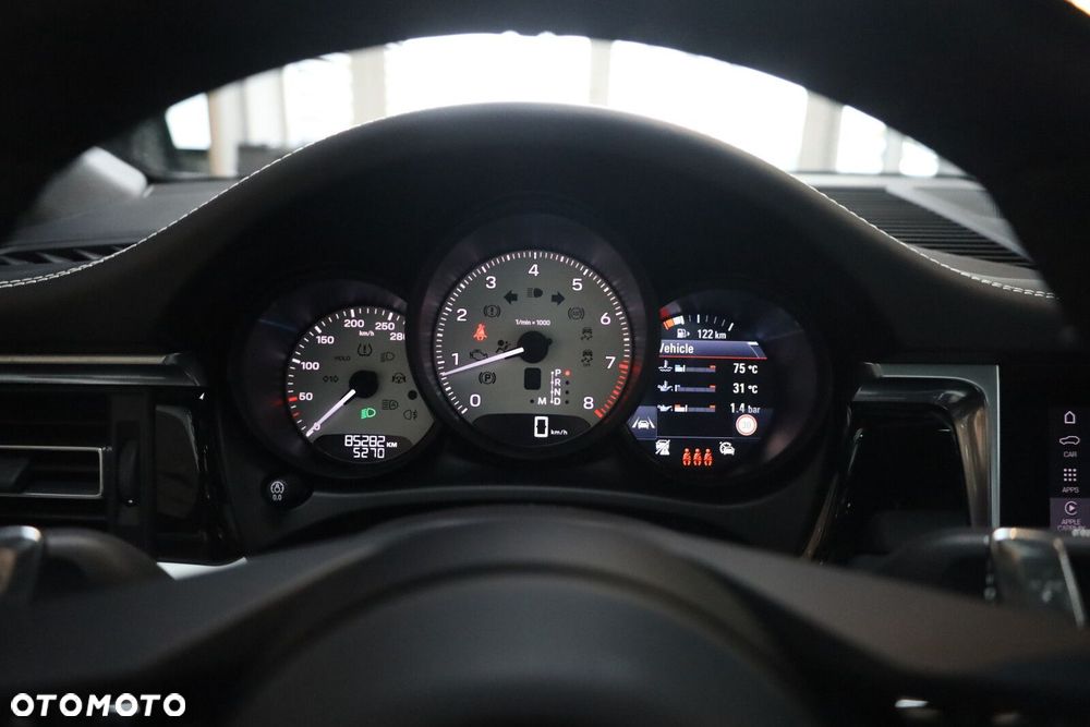 Porsche Macan - 14