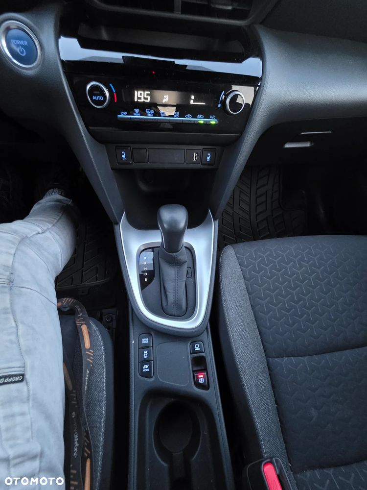 Toyota Yaris Cross - 21