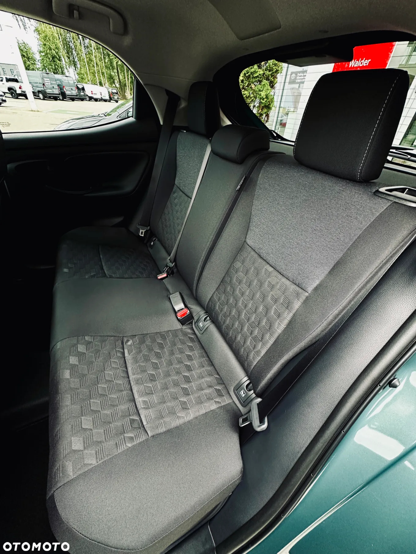 Toyota Yaris Hybrid 1.5 Style - 13
