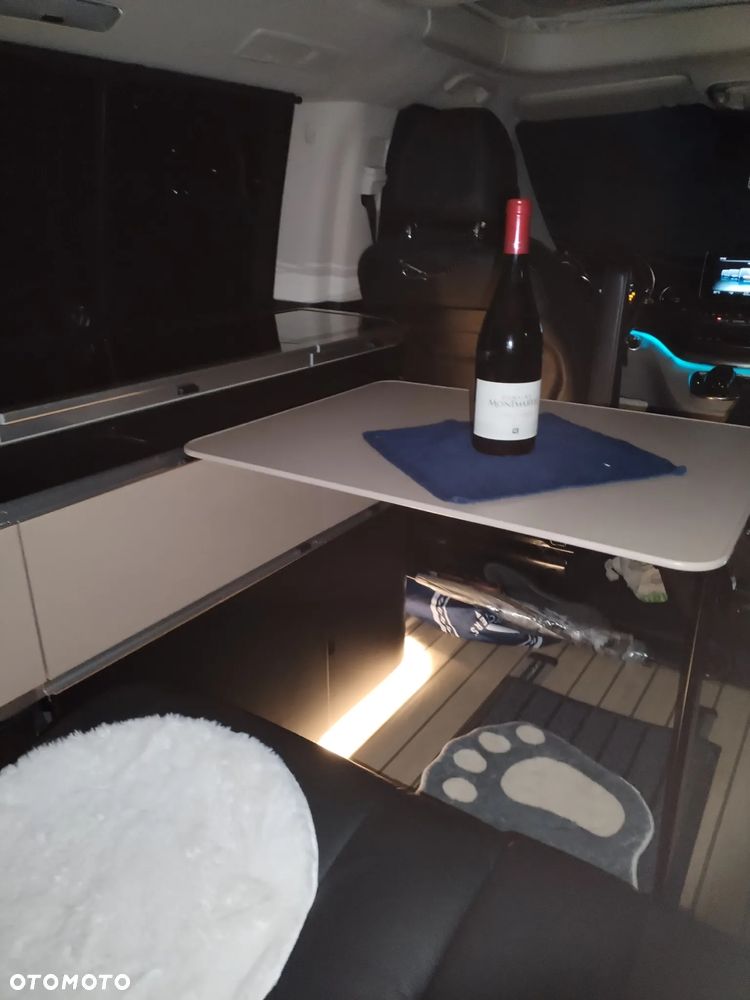 Mercedes-Benz Klasa V 220 d extralang 4Matic 9G-TRONIC Avantgarde Edition 2020 - 26