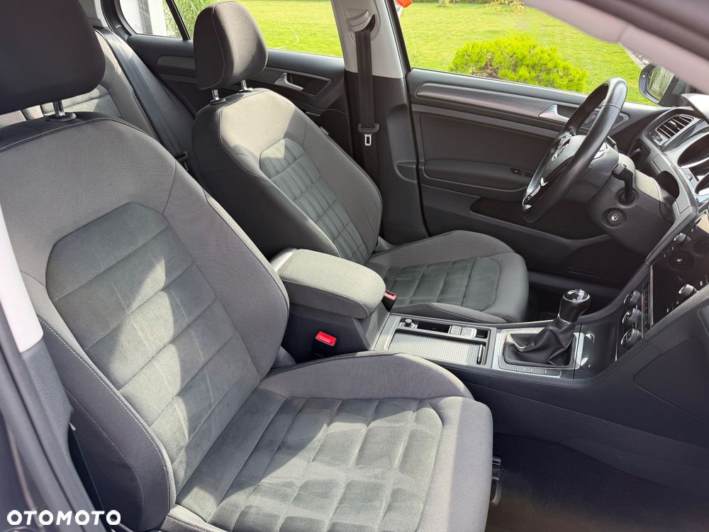 Volkswagen Golf 1.6 TDI BMT Comfortline - 10