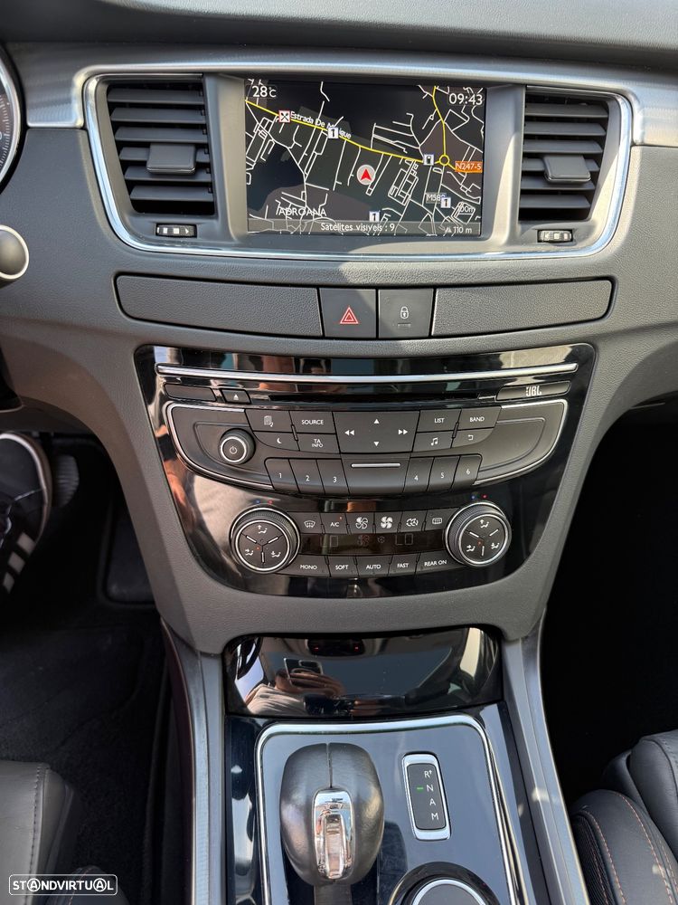 Peugeot 508 RXH 2.0 HDi Hybrid4 2-Tronic - 11