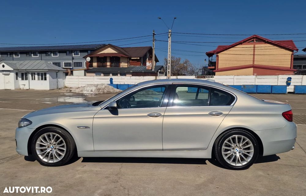 BMW Seria 5 520d - 25
