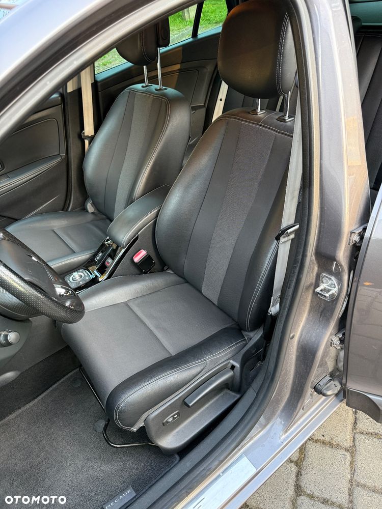 Renault Megane 1.6 dCi Energy Bose - 12