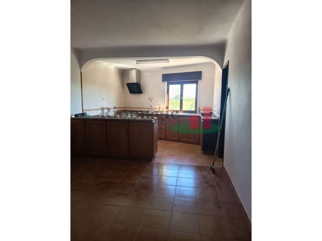 Moradia T4 com Terraço a 900 Metros da Praia de Almograve ***RIOMAG... - Grande imagem: 3/19