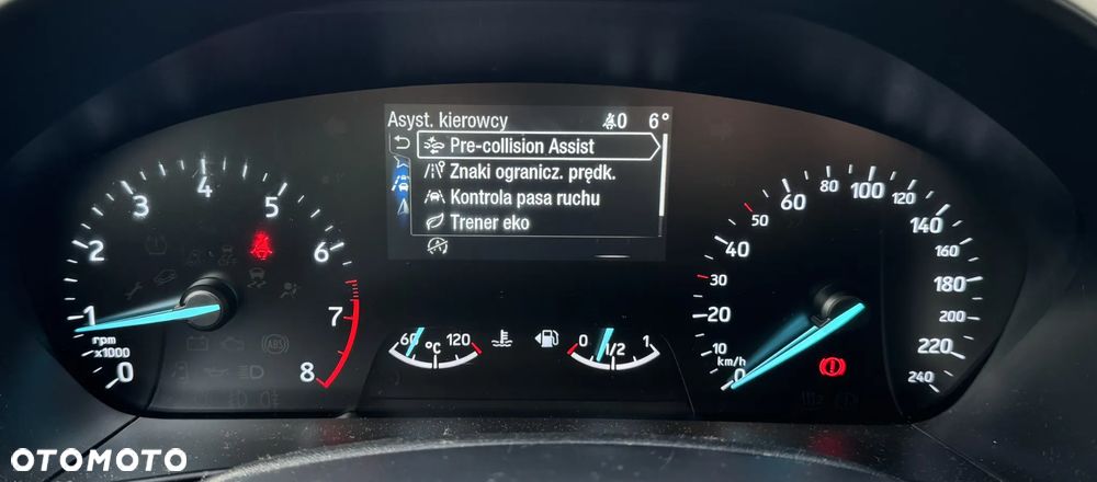 Ford Focus 1.0 EcoBoost Hybrid TITANIUM - 21