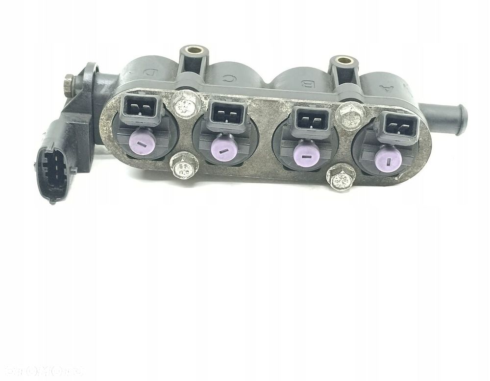 LISTWA WTRYSKOWA WTRYSK WTRYSKI GAZU LPG 110R-000057 67R-010233 - 2