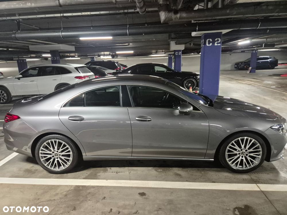 Mercedes-Benz CLA 180 Progressive 7G-DCT - 3