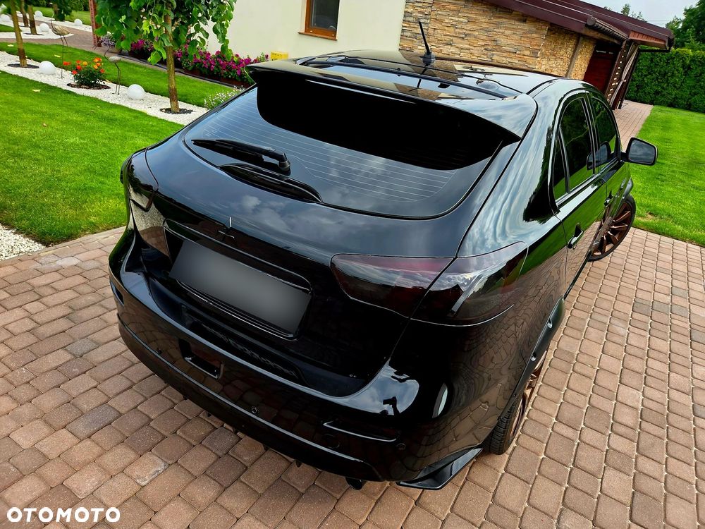 Mitsubishi Lancer - 15
