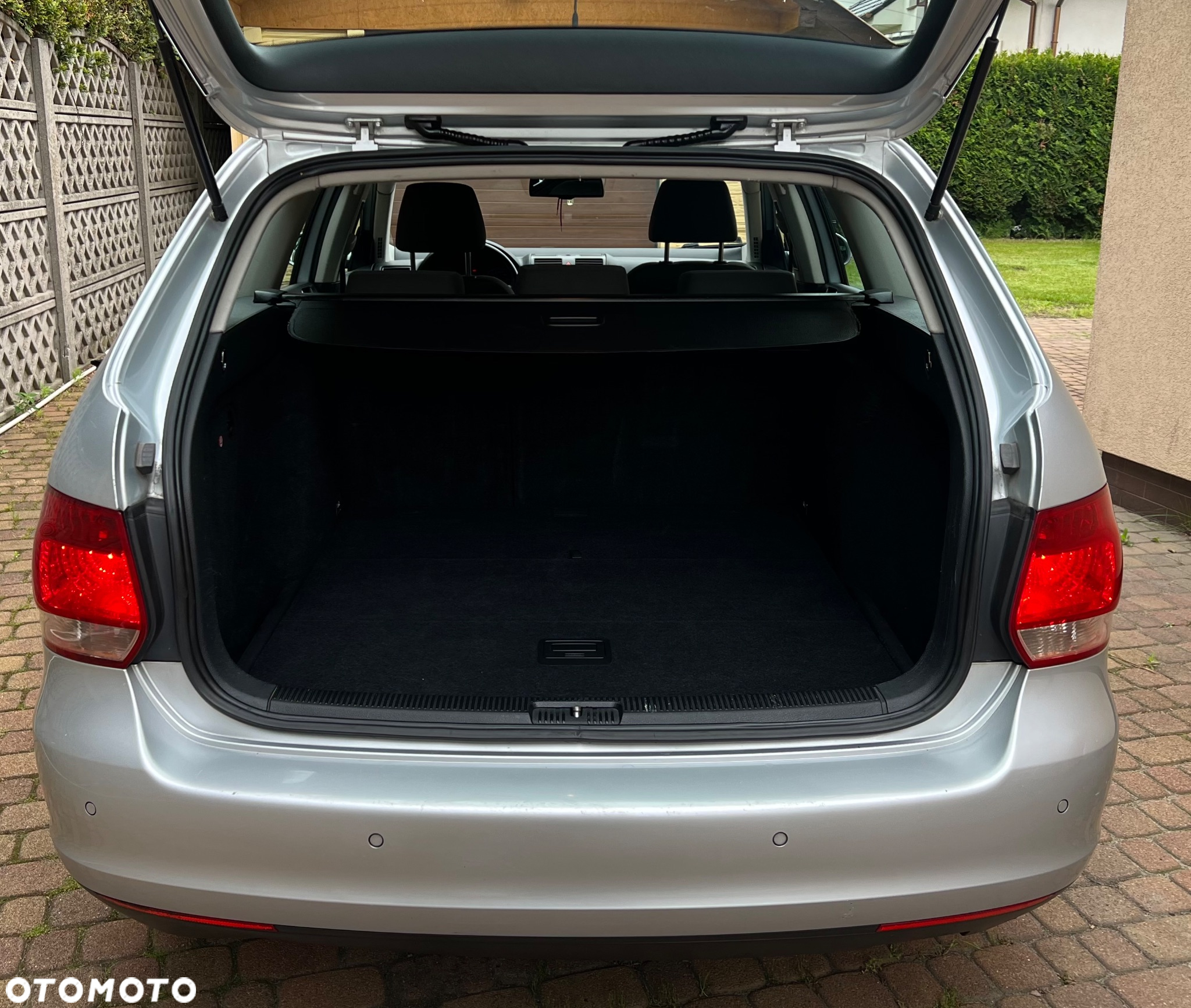 Volkswagen Golf 1.6 Comfortline - 11