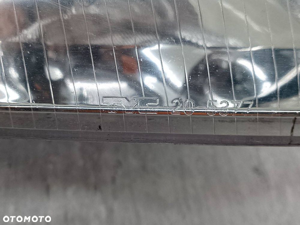 LAMPA PRZÓD PRAWA AUDI A6 C5 20-5377B - 2