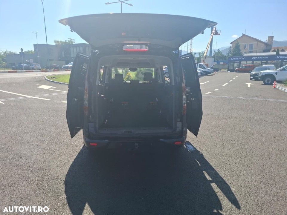 Ford Tourneo Connect - 10