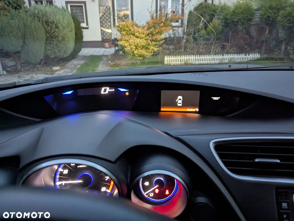 Honda Civic 1.4 i-VTEC Elegance - 21