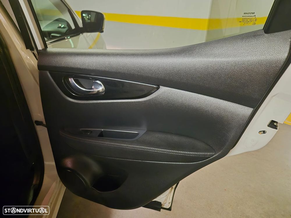 Nissan Qashqai 1.5 dCi 360 - 40