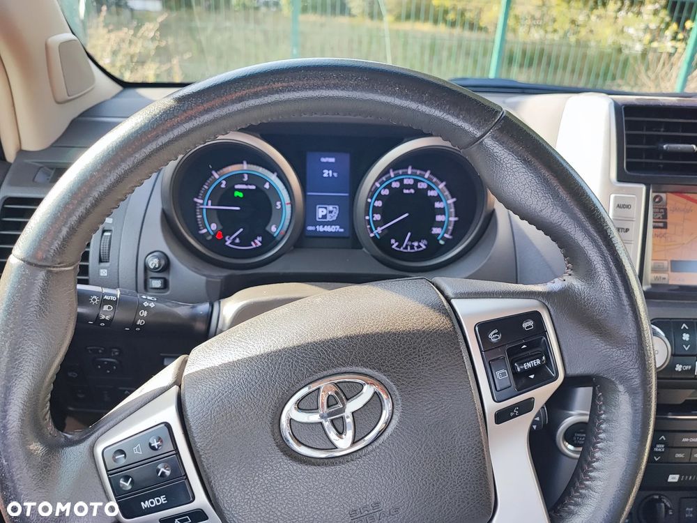 Toyota Land Cruiser LC 3.0 D-4D Prestige - 8
