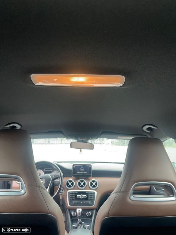 Mercedes-Benz A 180 Standard - 16