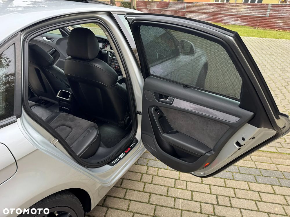 Audi A4 Limousine 2.0 TFSI Quattro - 36