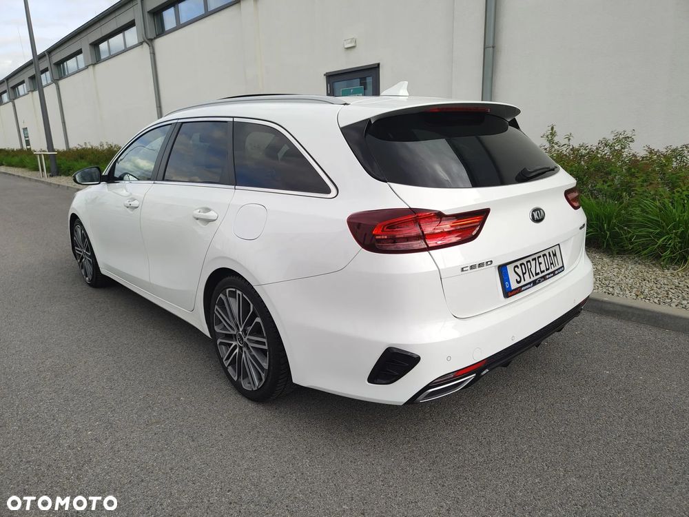 Kia Ceed 1.5 T-GDI DCT7 OPF GT Line - 6