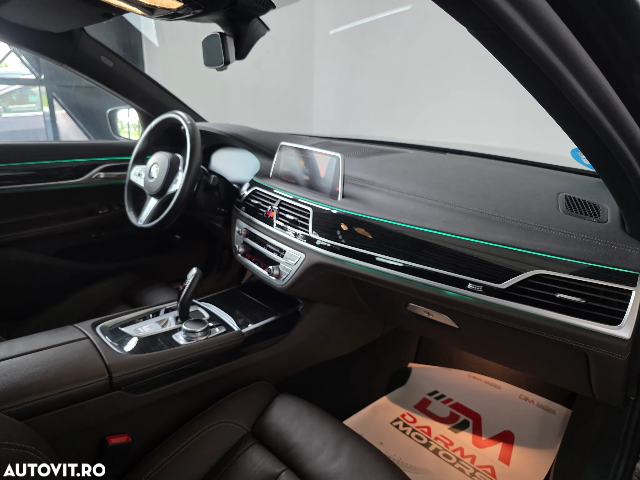 BMW Seria 7 730d xDrive MHEV - 20