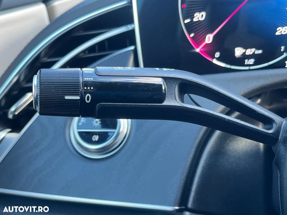 Mercedes-Benz E 200 9G-TRONIC Edition AMG Line - 19