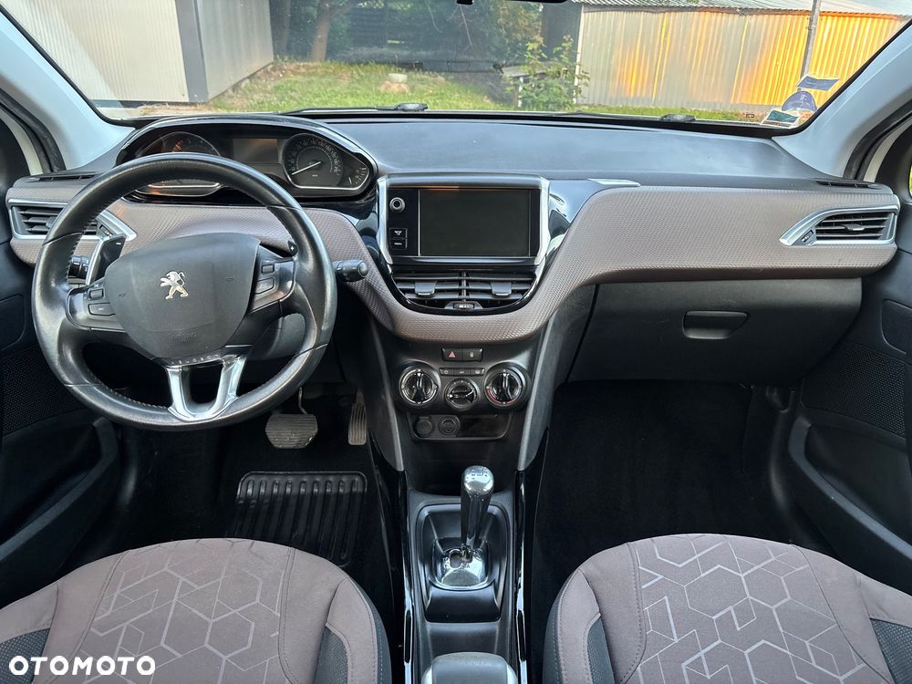 Peugeot 2008 82 e-VTI ETG5 Allure - 12